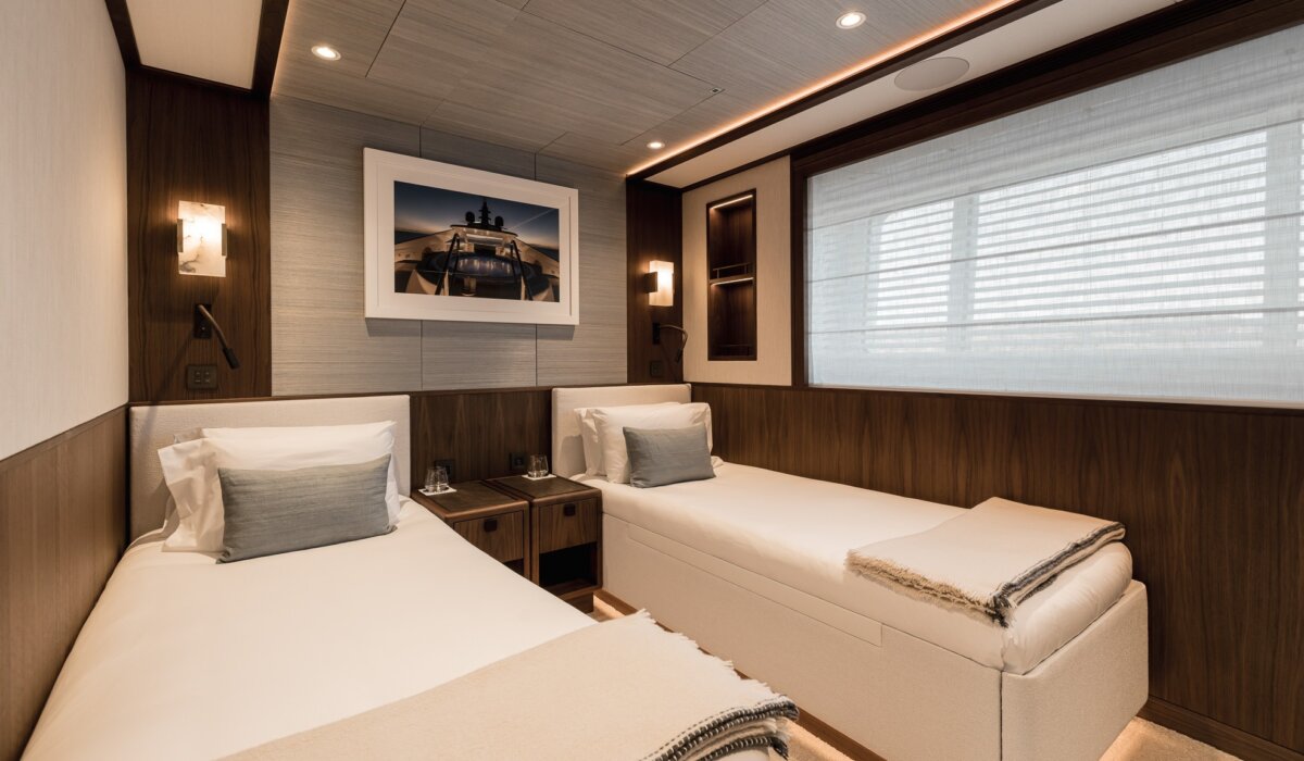 YN21127-Mulder-ThirtySix-Int-53